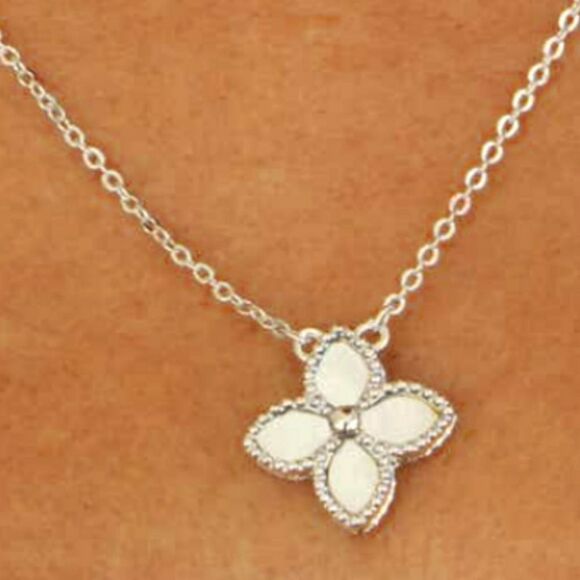 Designer Inspired Sterling Mother of Pearl Pendant necklace - Picture 1 of 2